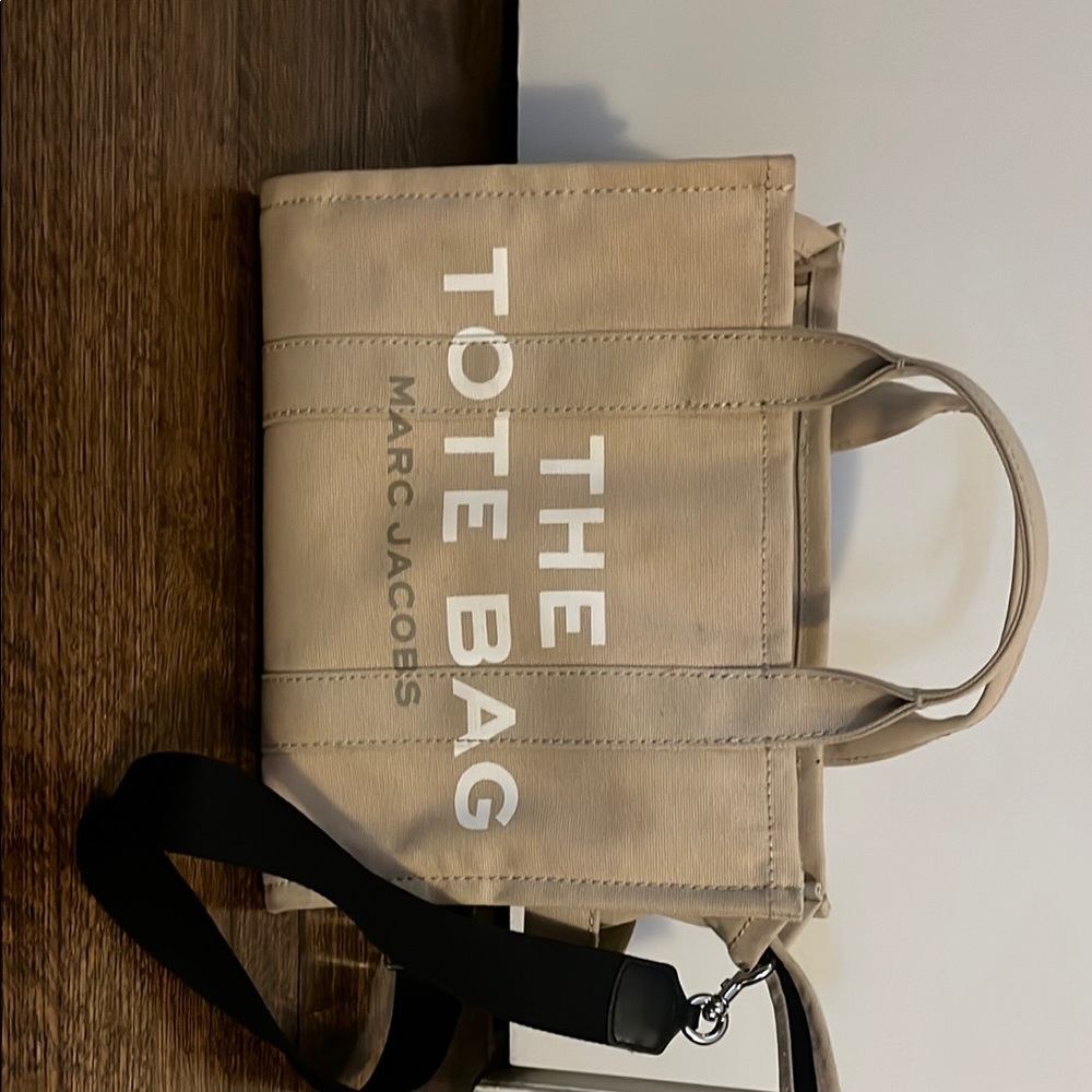 Marc Jacobs Beige Tote Bag